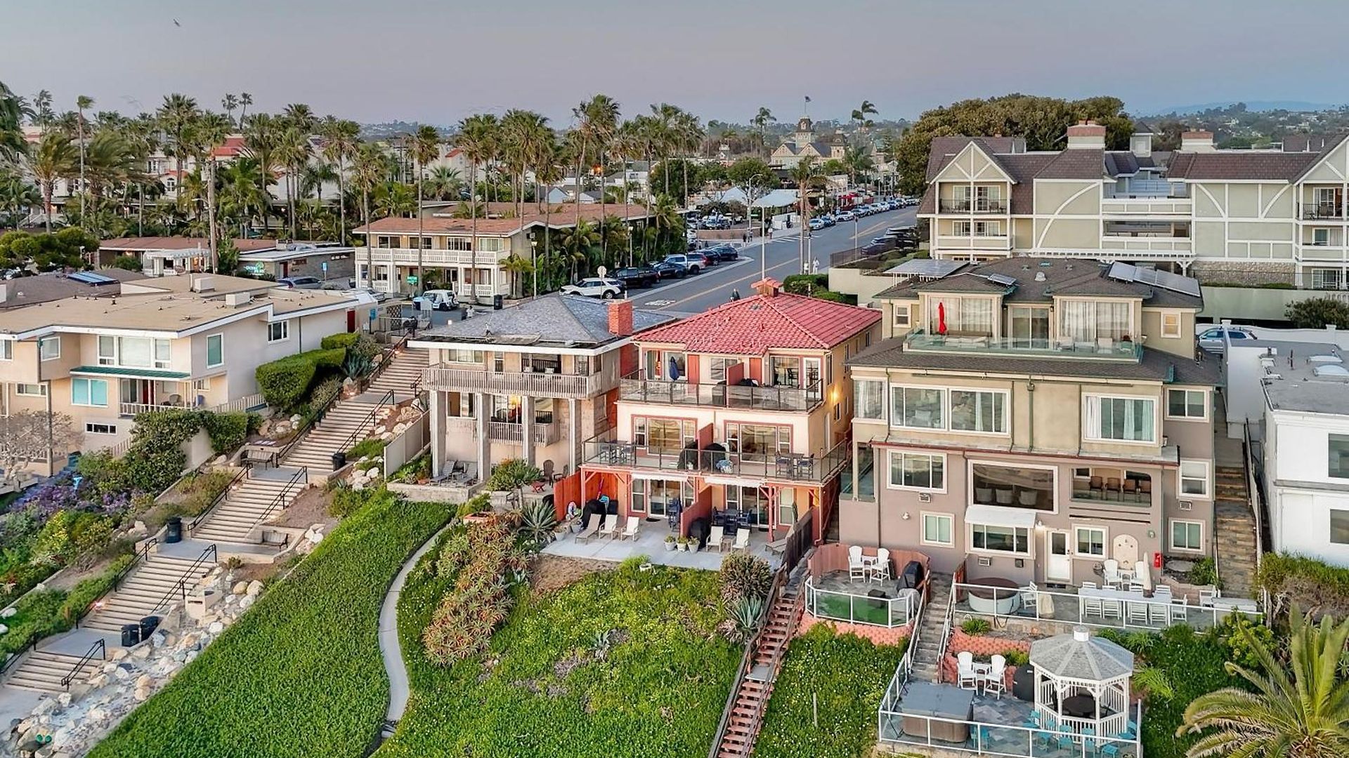 Oceanfront Condo, Private Patio, Access, Bbq *