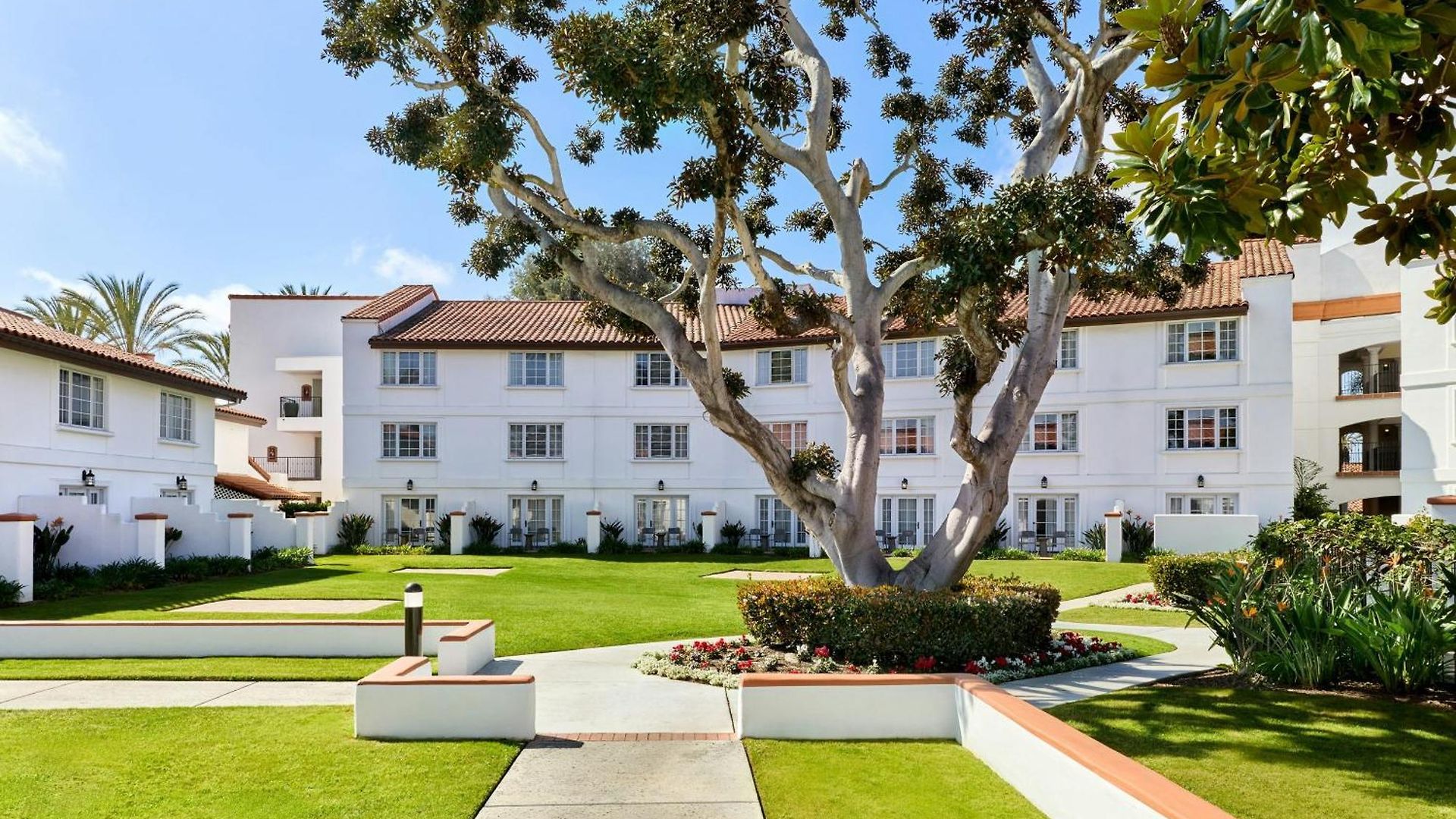 Omni La Costa & Hotel