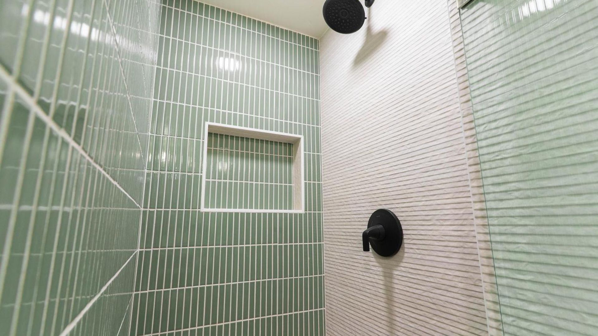 Aparthotel Beachwalk 4*