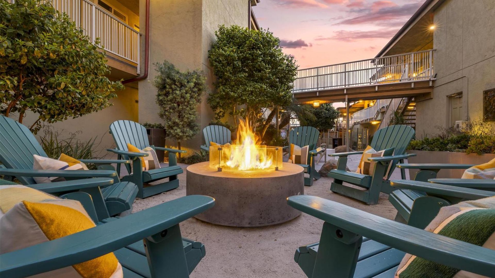 Western View Hotel 3*