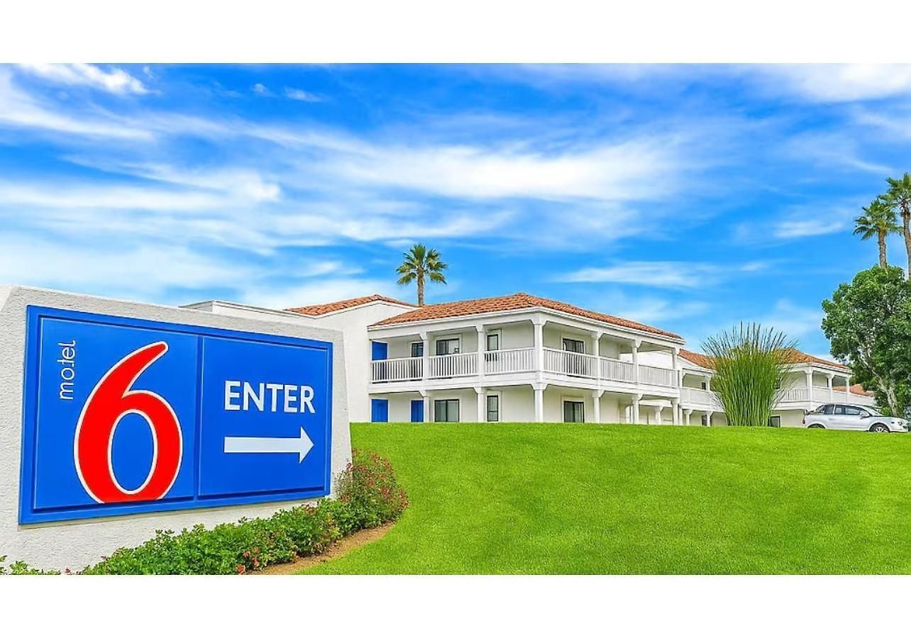 6-carlsbad, Ca 3*