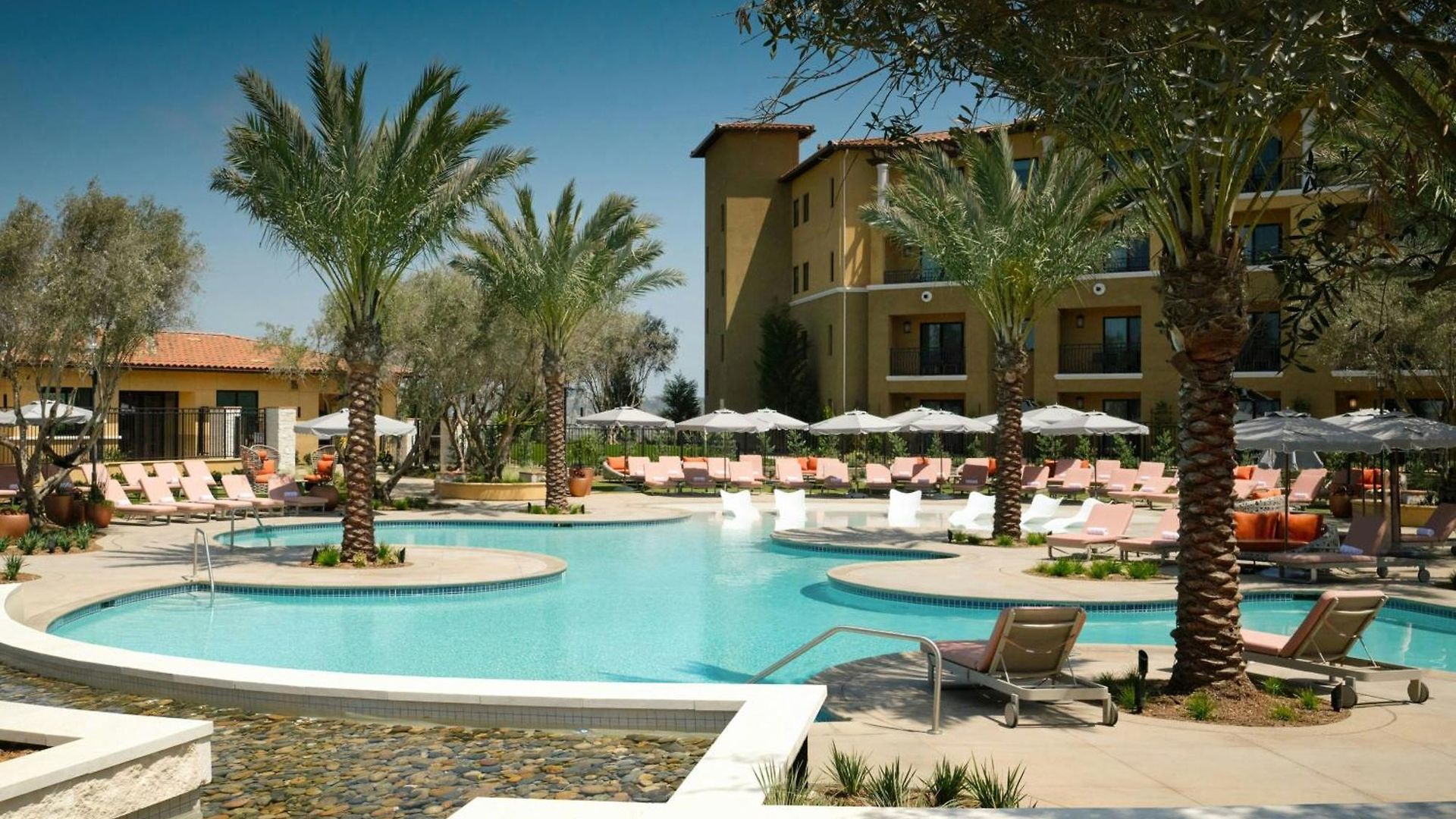 Solea, Autograph Collection Resort 4*