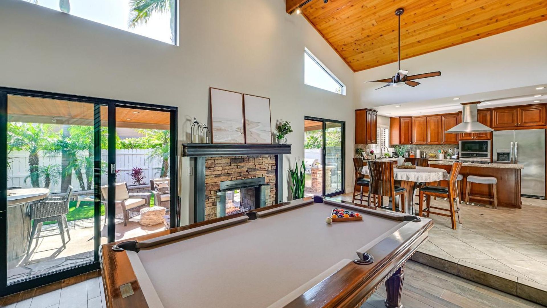 Holiday home Walk To Lagoon! Luxe Coastal Escape W/ Pool Table Carlsbad