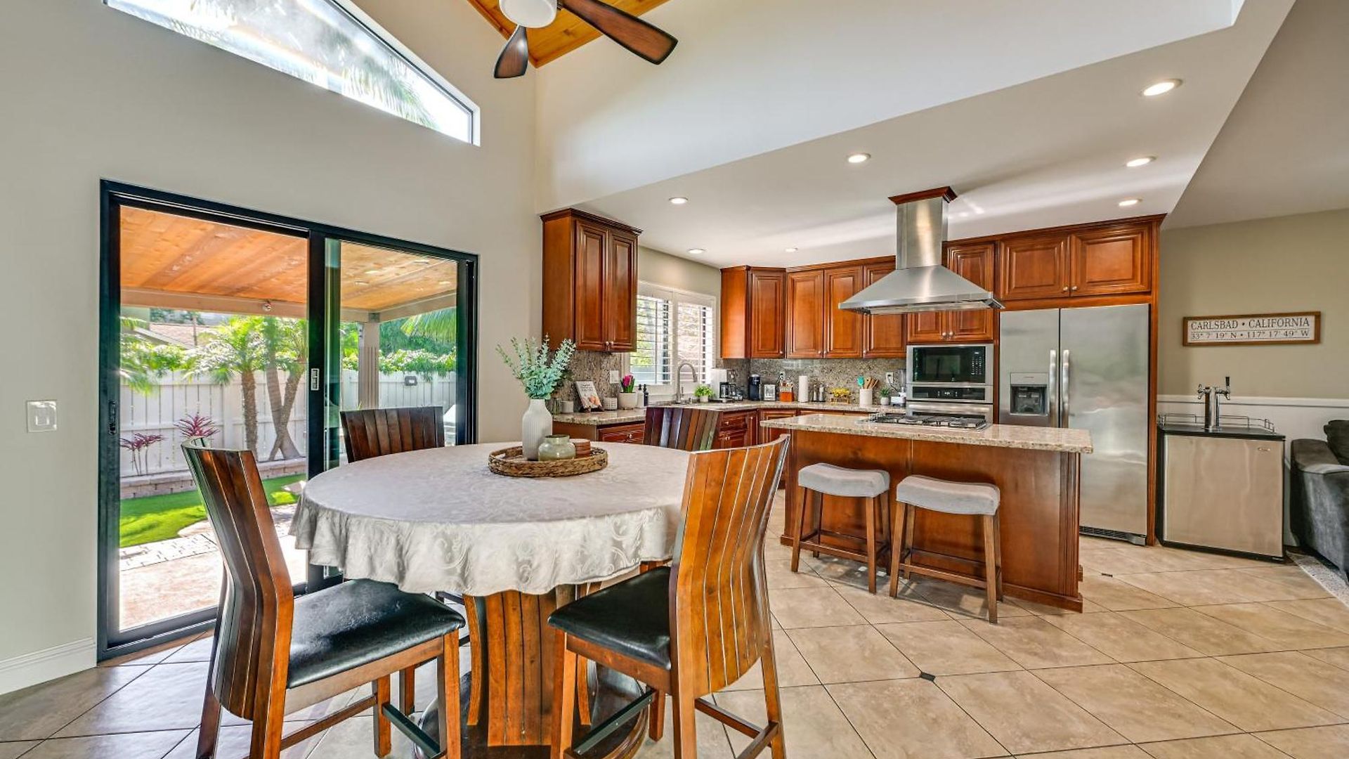 Walk To Lagoon! Luxe Coastal Escape W/ Pool Table Carlsbad