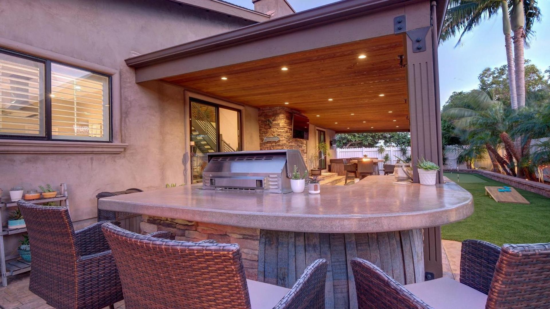 Walk To Lagoon! Luxe Coastal Escape W/ Pool Table Carlsbad