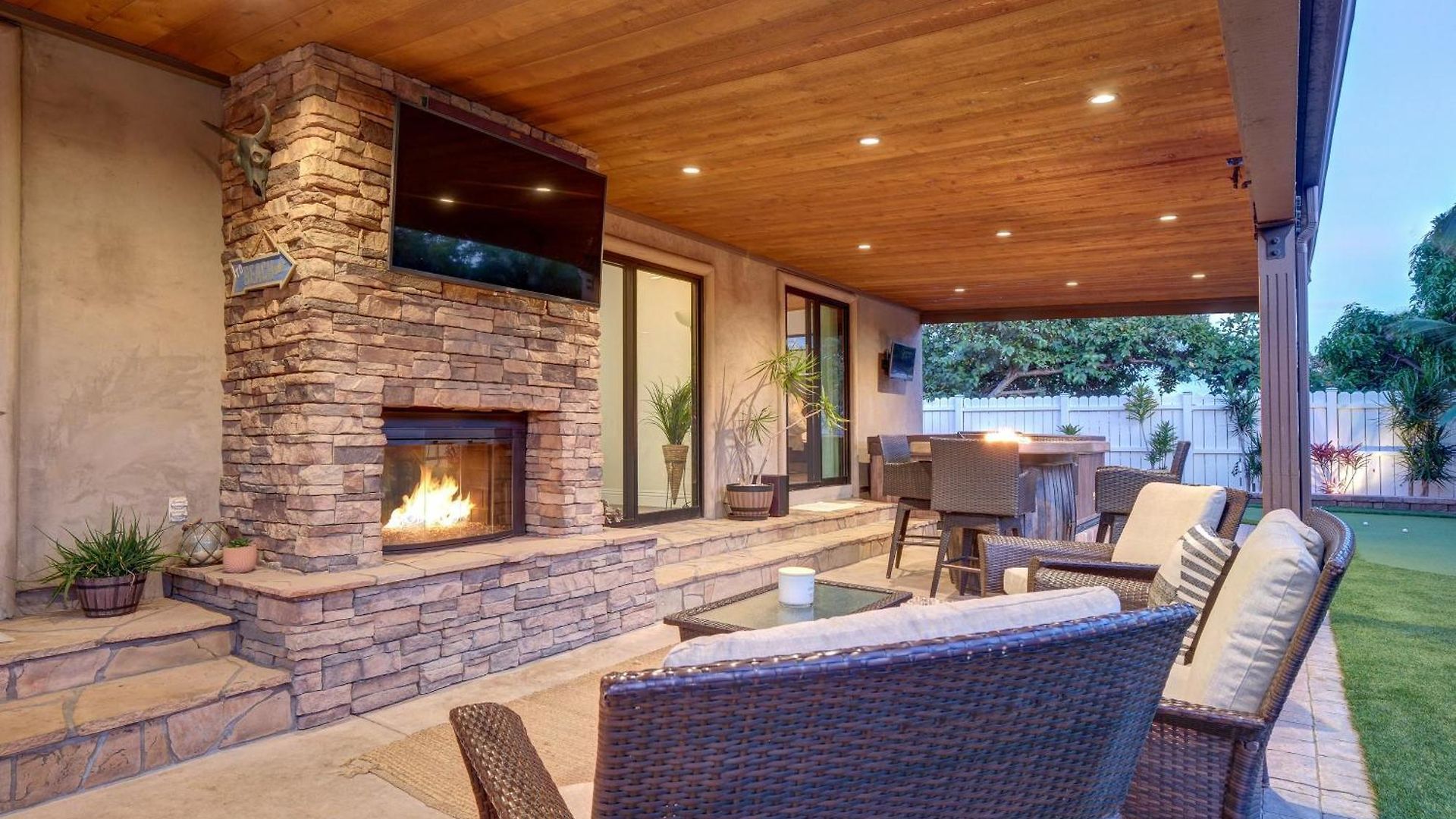 Walk To Lagoon! Luxe Coastal Escape W/ Pool Table * Carlsbad