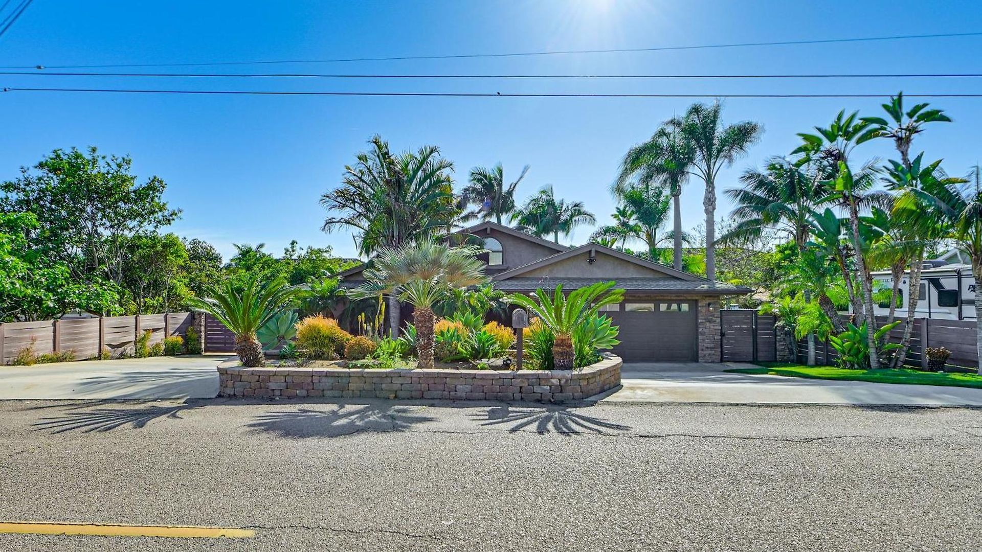 Walk To Lagoon! Luxe Coastal Escape W/ Pool Table Carlsbad
