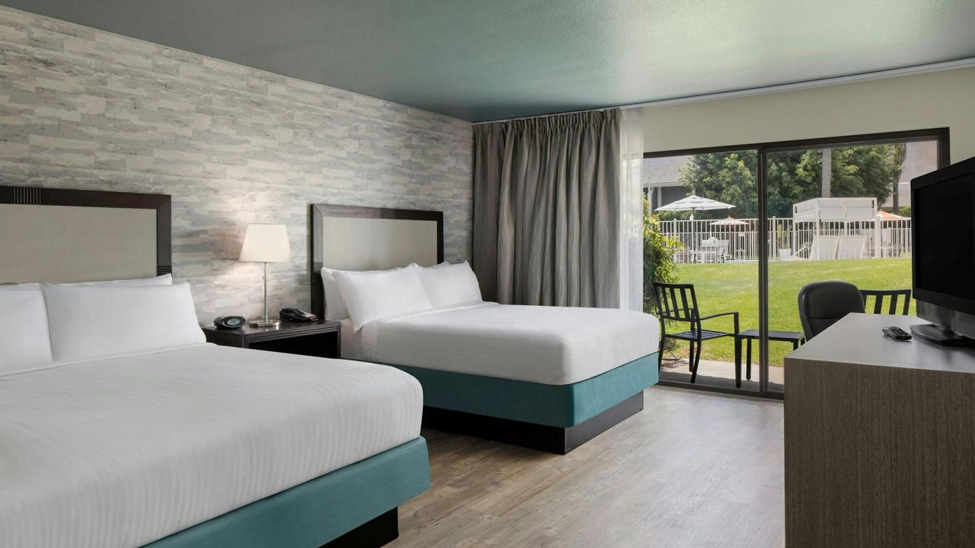 By The Sea Hotel, Carlsbad, Series By Marriott