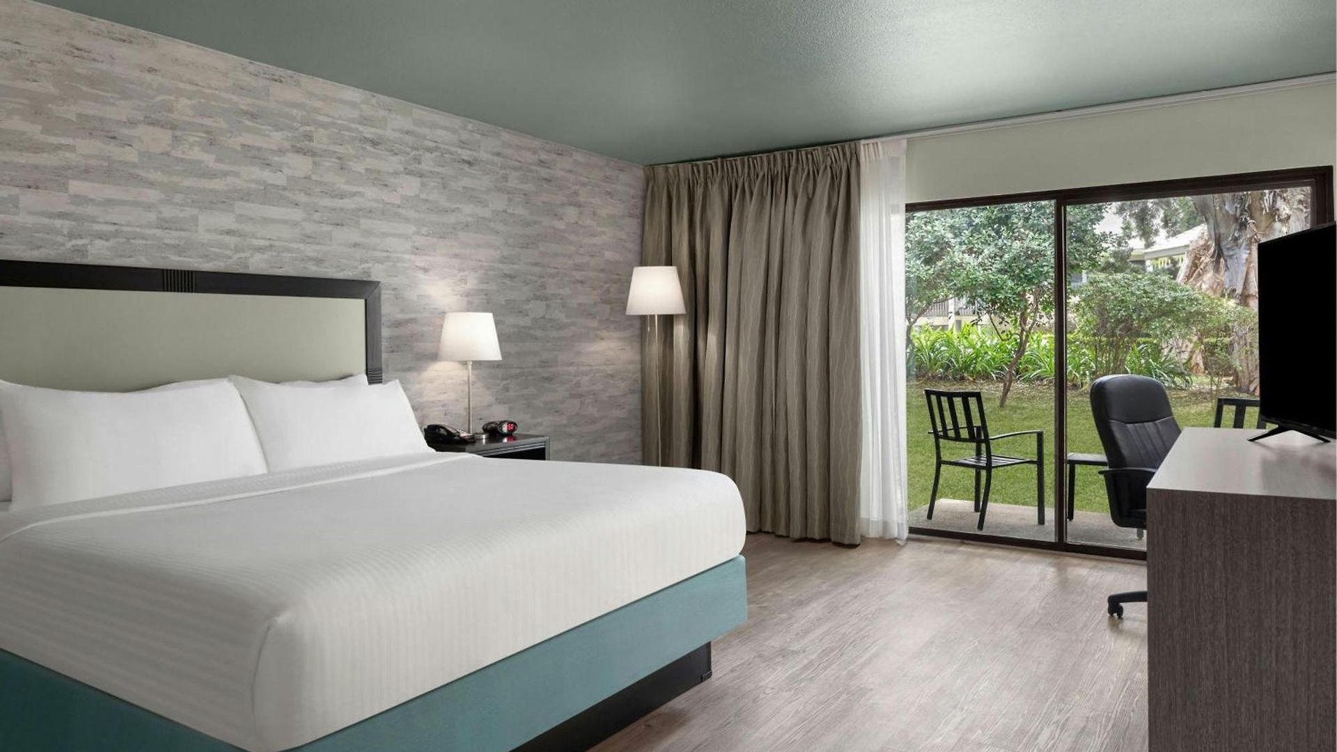 By The Sea Hotel, Carlsbad, Series By Marriott Resort