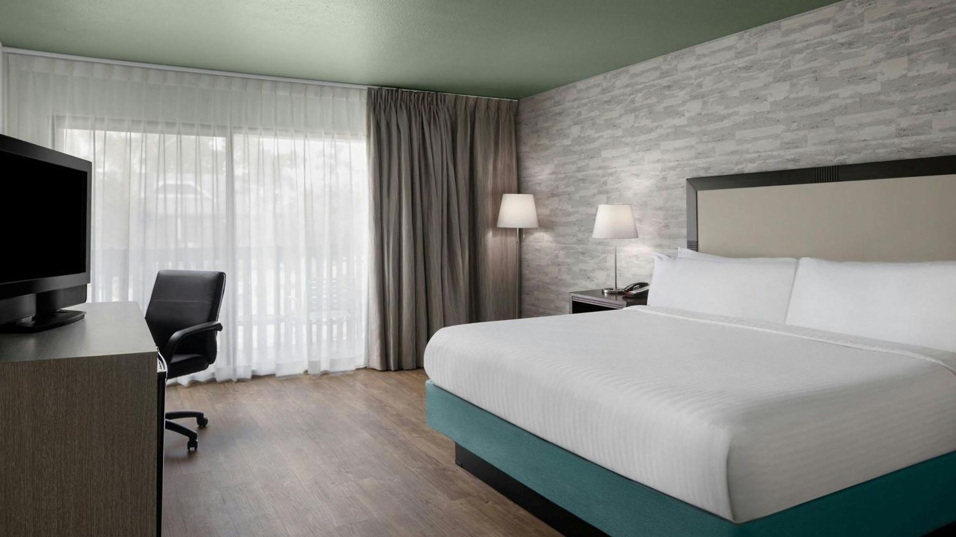 By The Sea Hotel, Carlsbad, Series By Marriott 3*