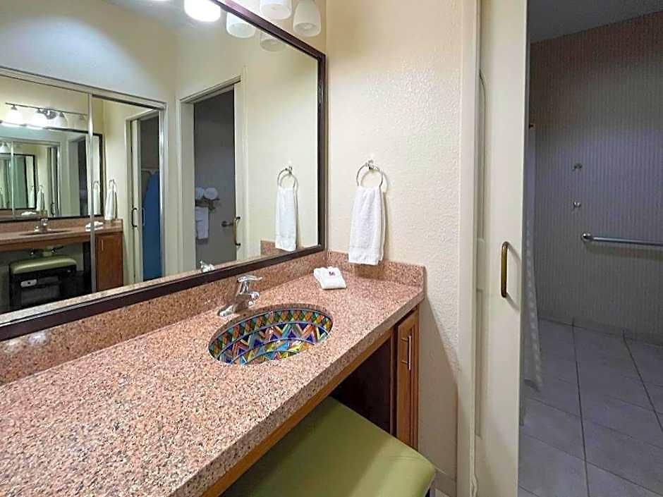 Hyatt House San Diego 4*