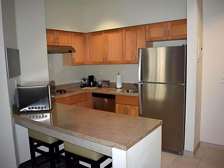 Hyatt House San Diego Hotel 4*