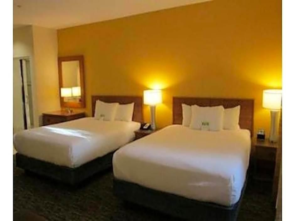 Hyatt House San Diego 4*