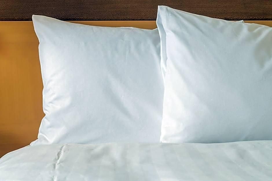 Express & By Ihg Hotel