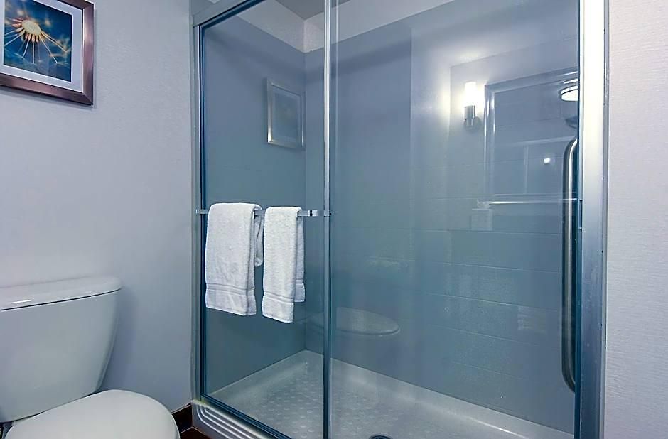 Hotel Express & By Ihg Carlsbad