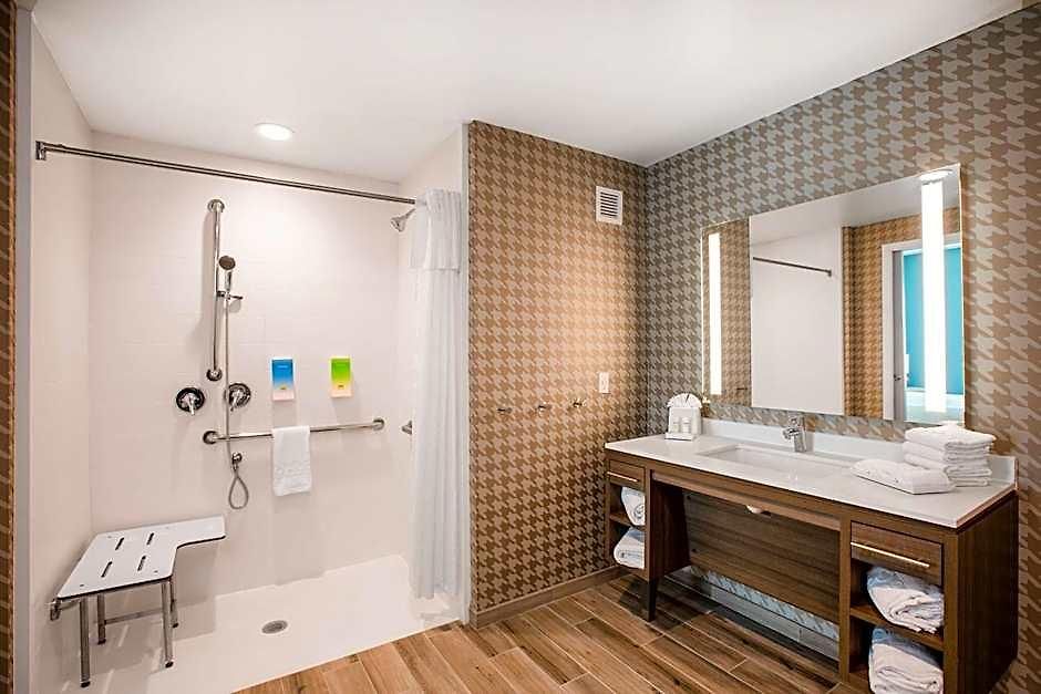 Home2 By Hilton Carlsbad, Ca 3*