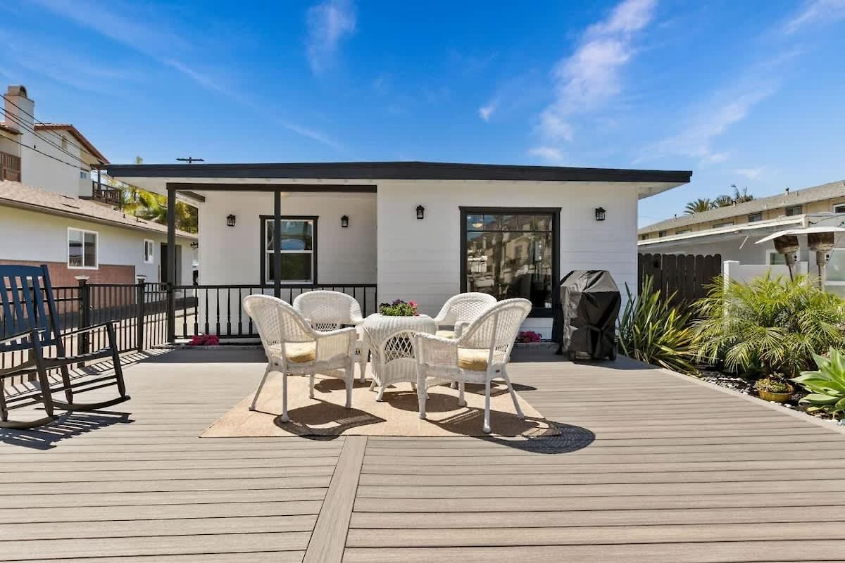 2 Bedroom With Ocean Views Large Deck Remodeled * Carlsbad