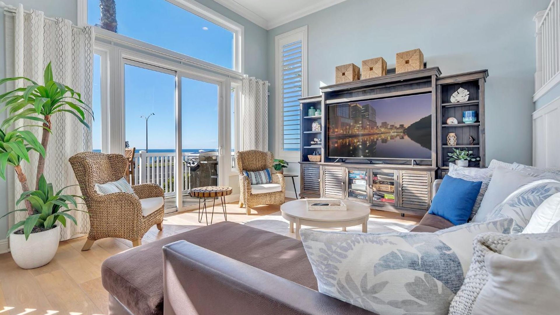 A Beachfront Fairytale In
