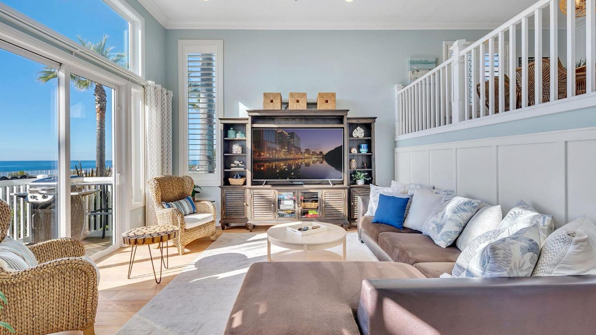 A Beachfront Fairytale In *