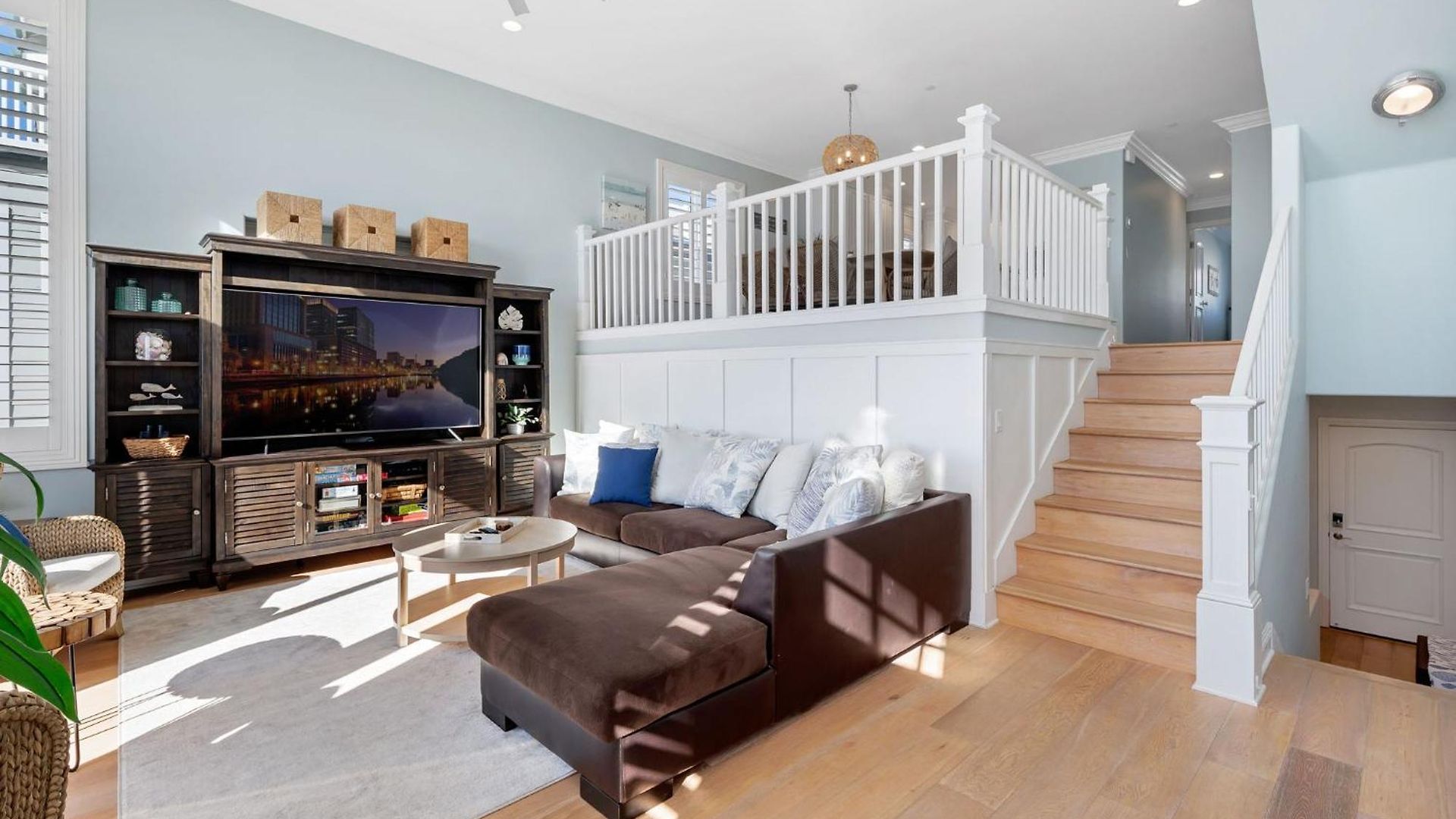 A Beachfront Fairytale In *