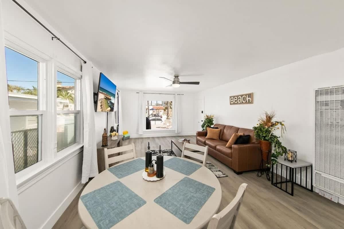 2 Bedroom With Ocean Views Large Deck Remodeled Carlsbad
