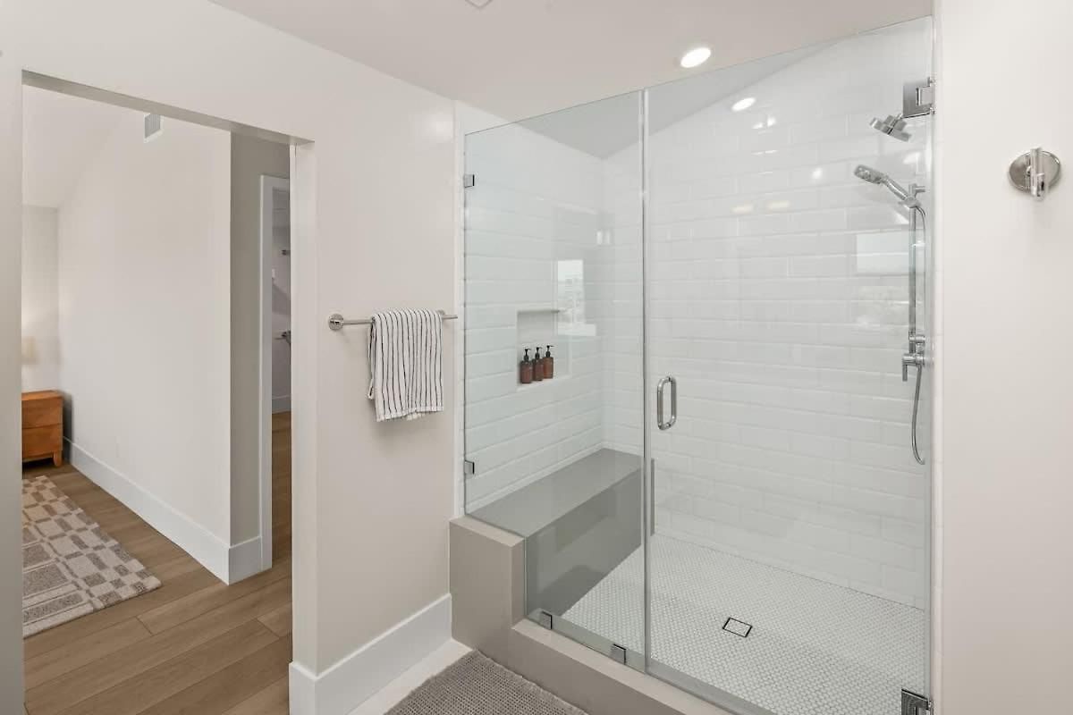 3 Minute Walk To 4 Bedroom Carlsbad