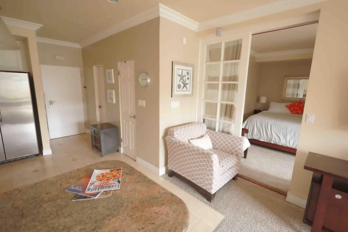 With Tennis Court View & King Beds