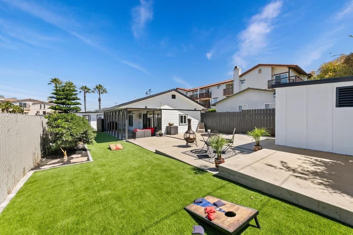 300 Ft From - Whole Compound 2 Units * Carlsbad