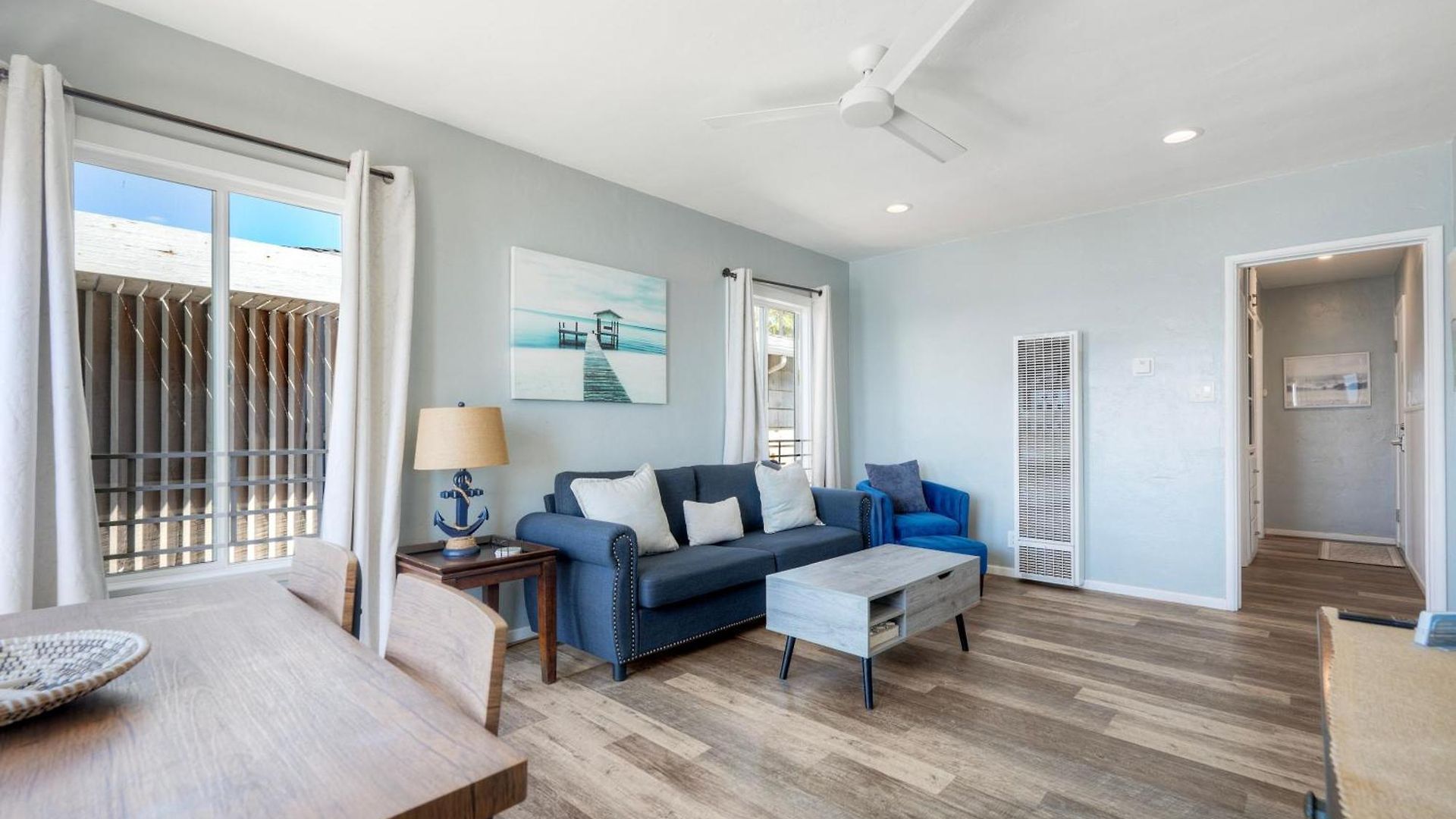 Oceanfront Unit, Private Balcony, Access, Sunset Views Apartment *