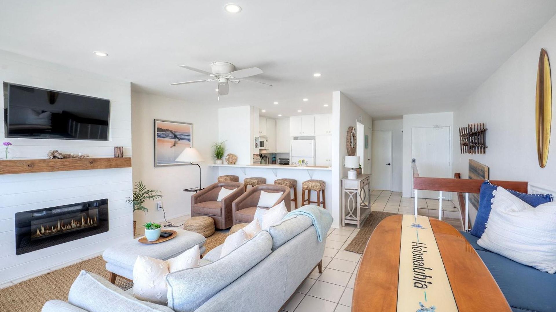 Oceanfront 2br - Private Patio - Steps To Apartment