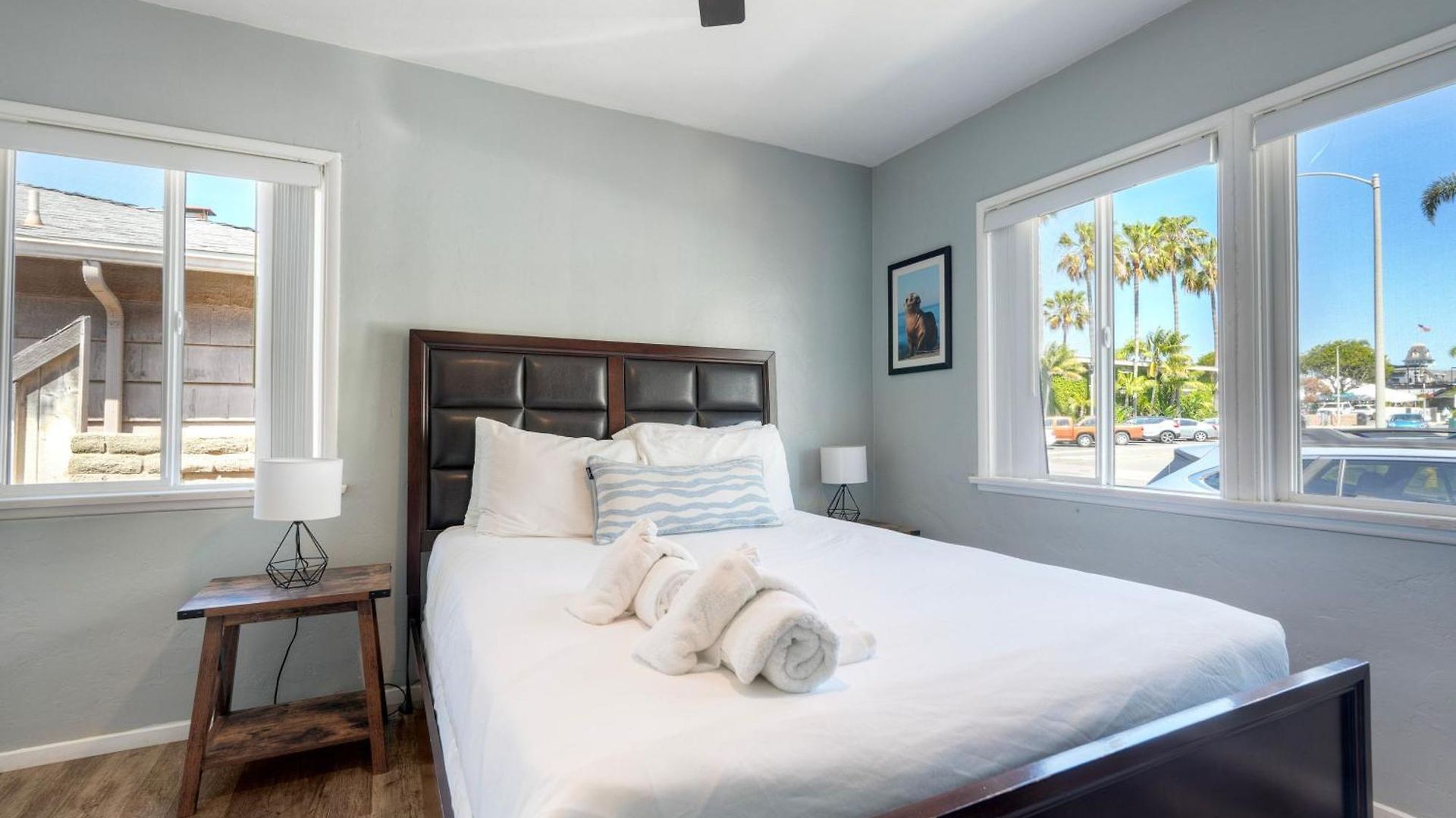 Oceanfront Unit, Private Balcony, Access, Sunset Views Apartment Carlsbad
