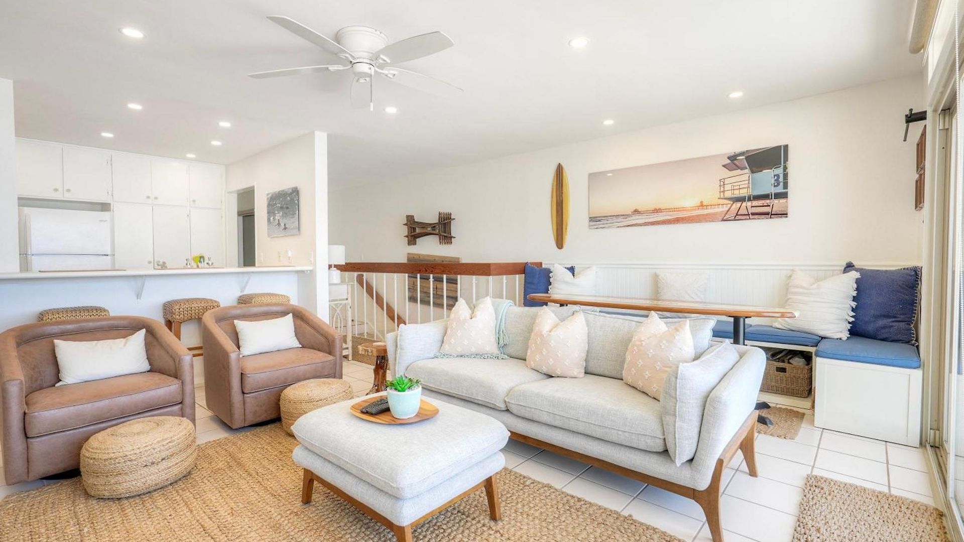 Apartment Oceanfront 2br - Private Patio - Steps To Carlsbad