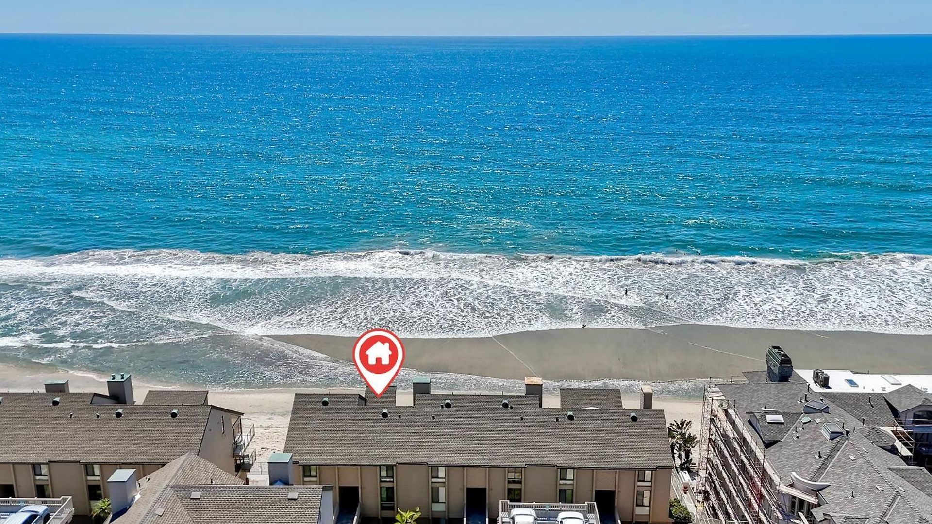Oceanfront 2br - Private Patio - Steps To Apartment