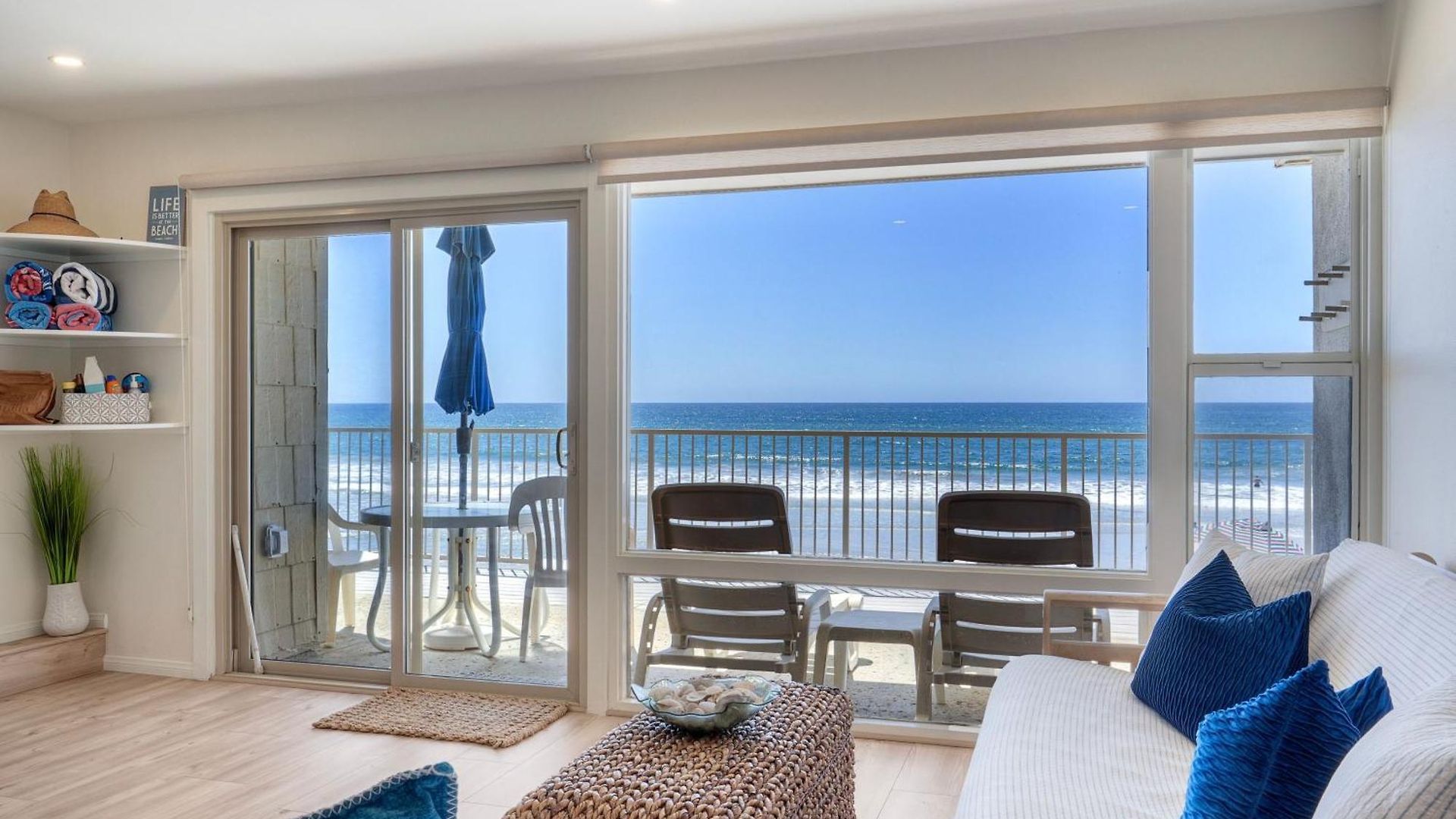 Oceanfront 2br - Private Patio - Steps To *