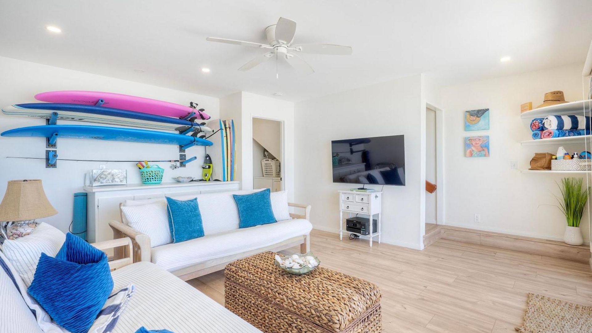 Apartment Oceanfront 2br - Private Patio - Steps To *