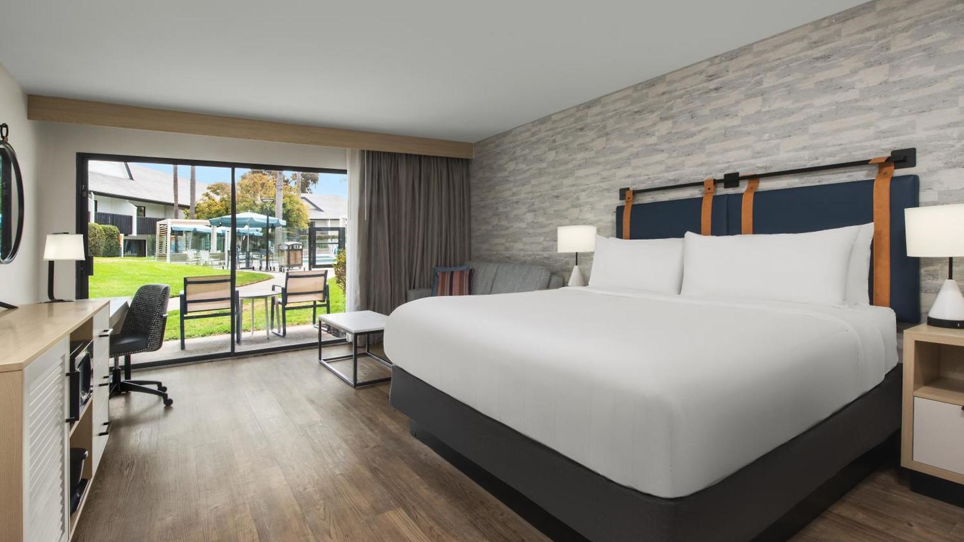By The Sea Hotel, Carlsbad, Series By Marriott Resort Carlsbad