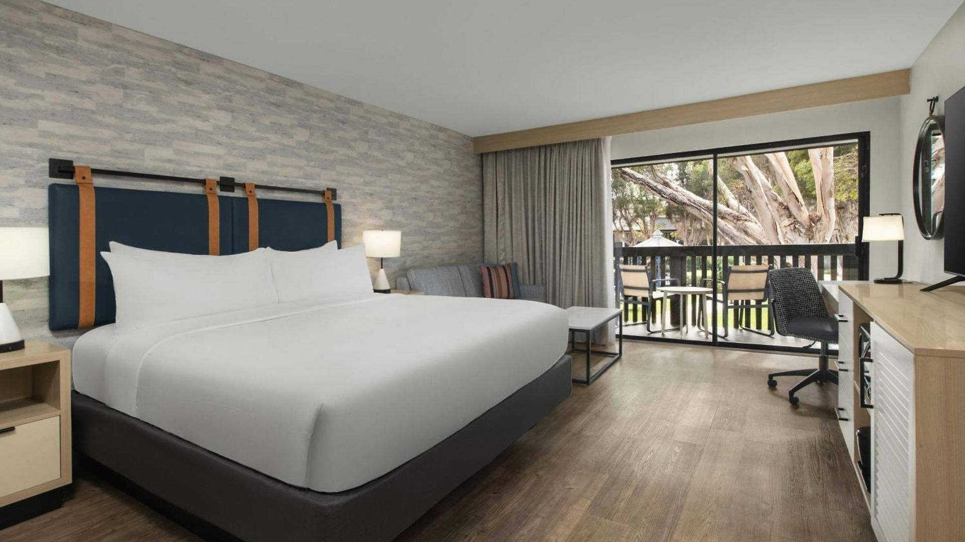 Resort By The Sea Hotel, Carlsbad, Series By Marriott 3*