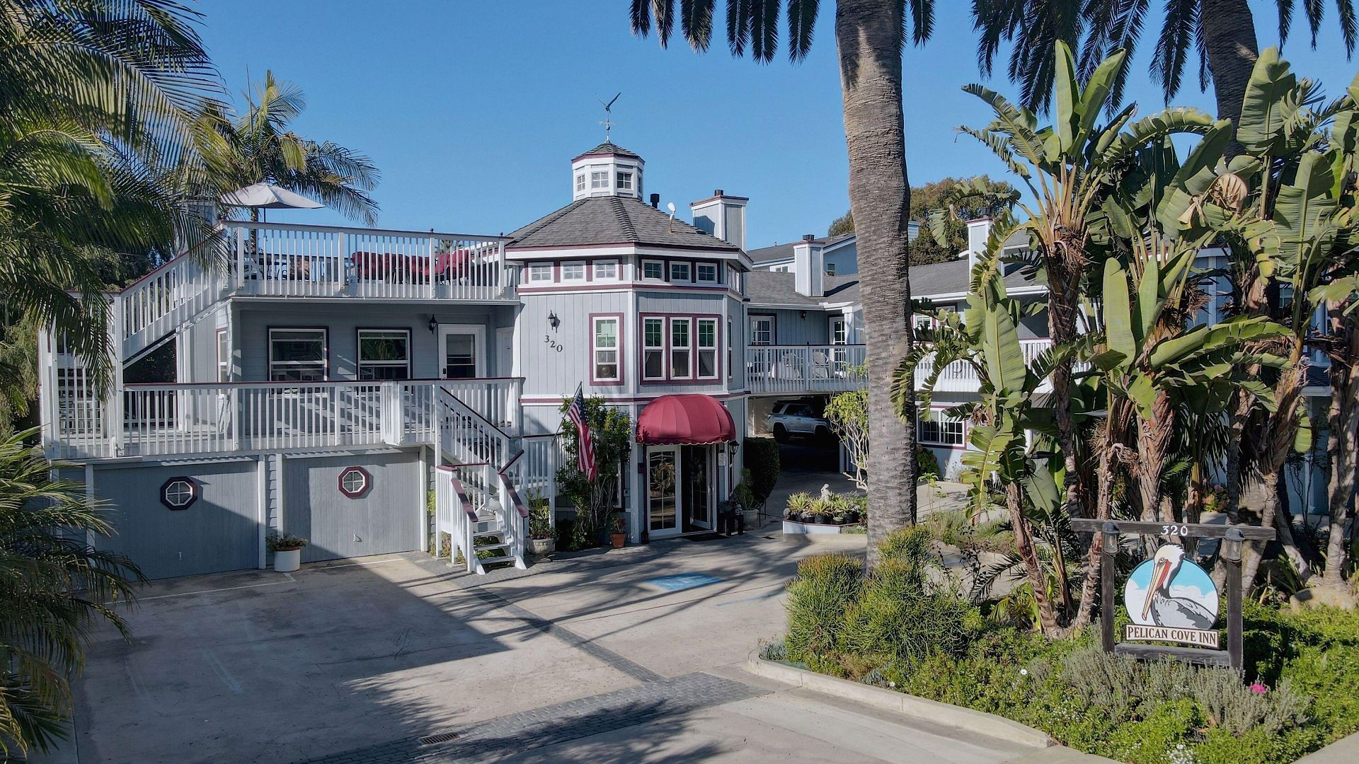 Hotel Pelican Cove