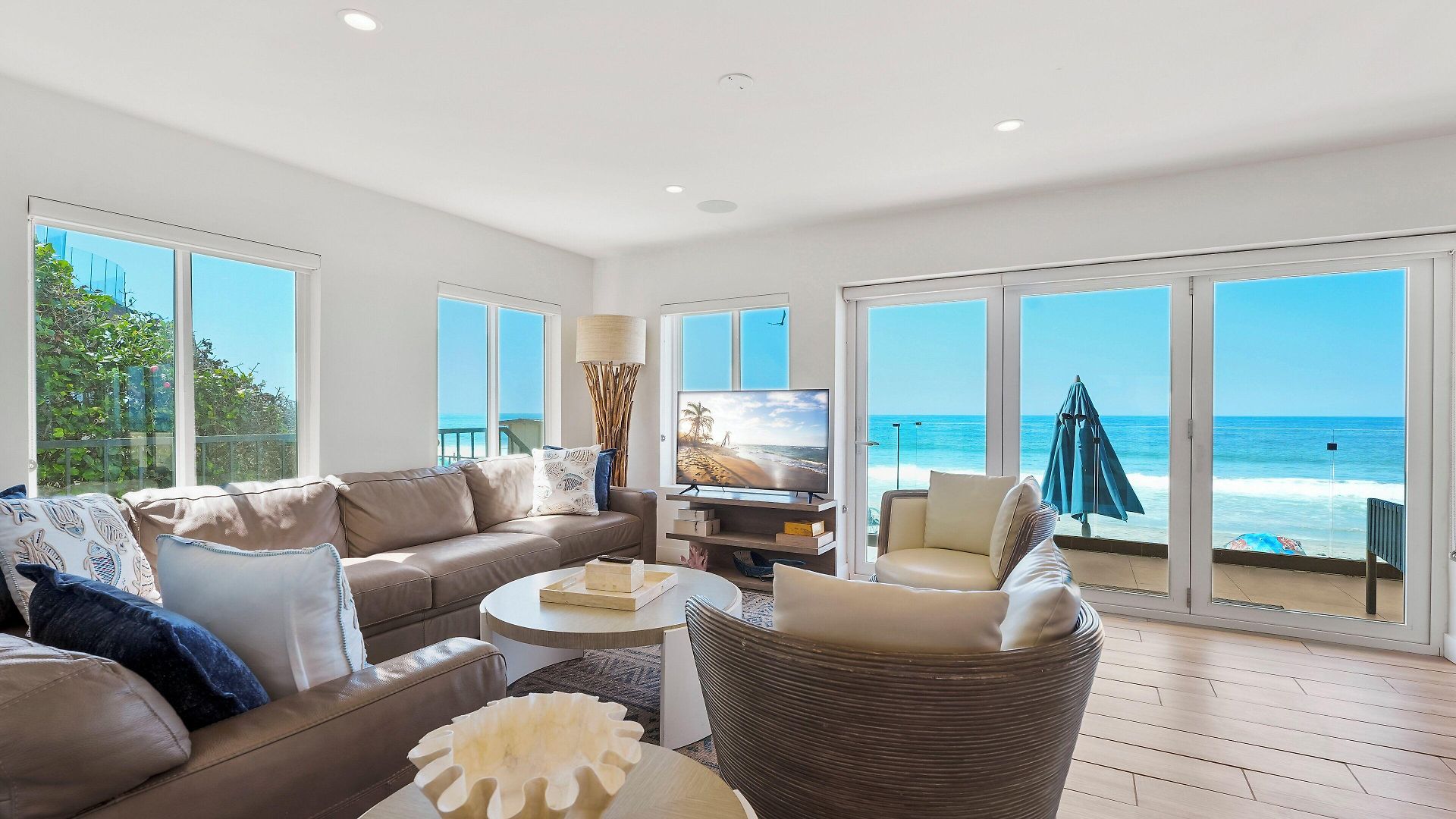 Aparthotel Ocean Front 4*