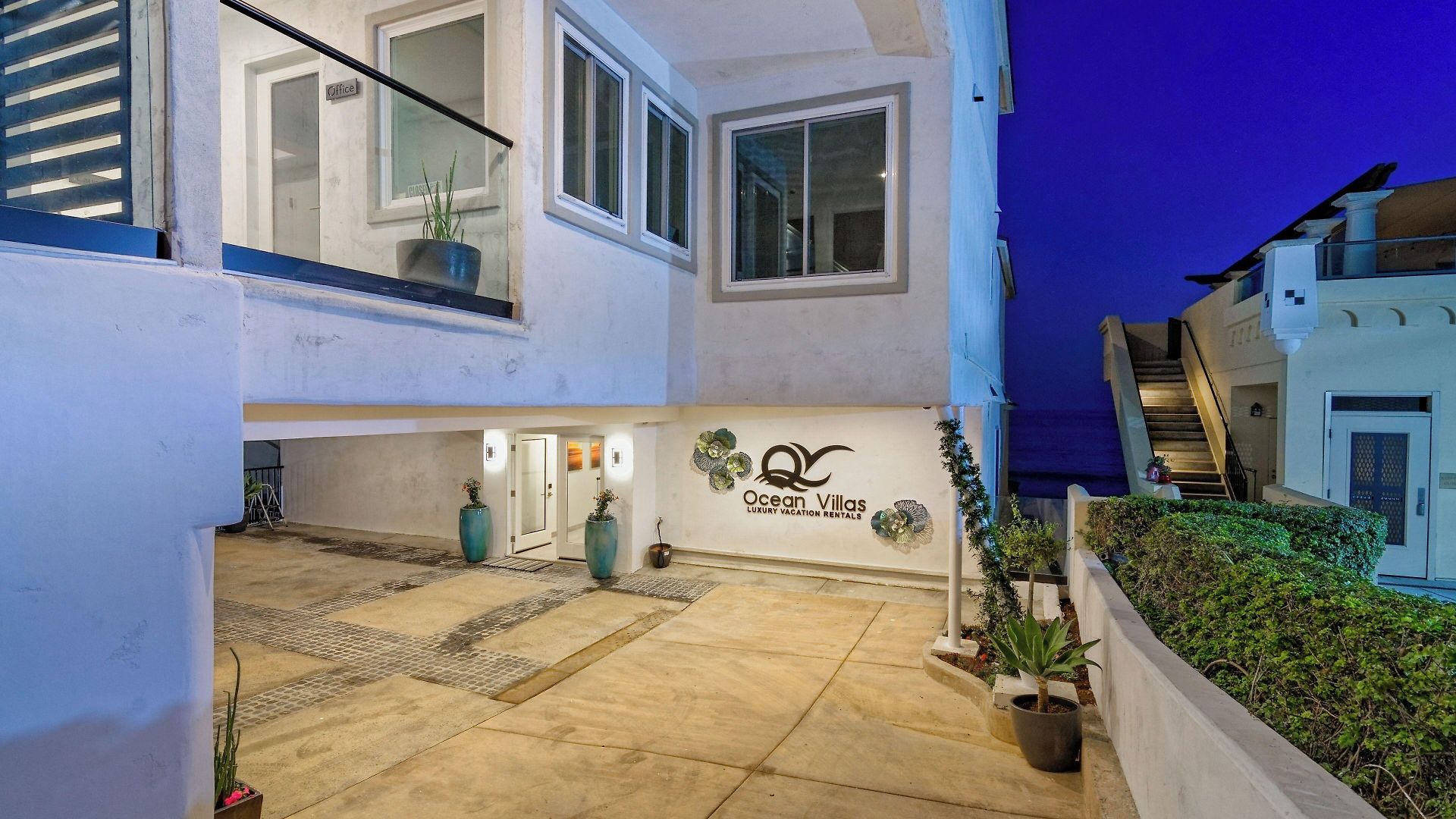 Ocean Front Aparthotel 4*