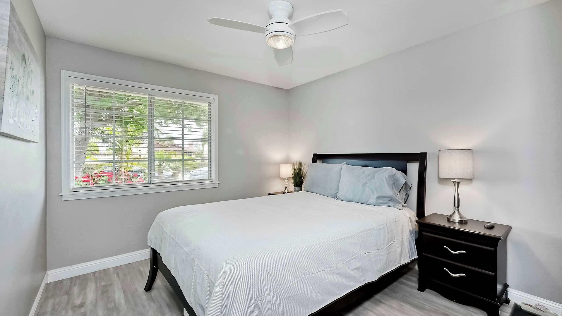 Charm - 3br Stunner *