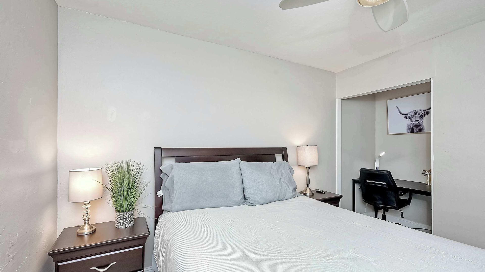 Charm - 3br Stunner *