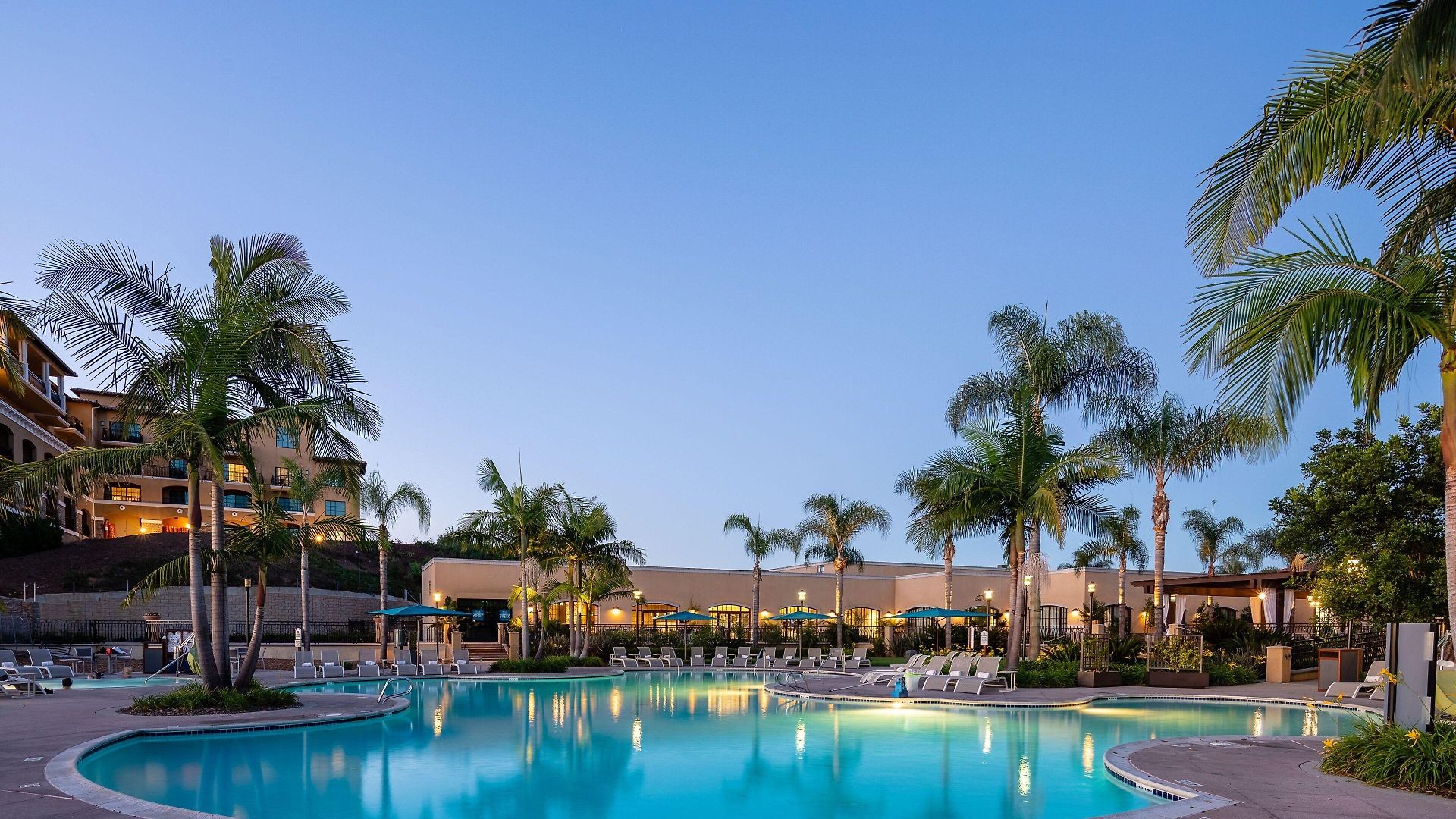 The Westin & Hotel 4*