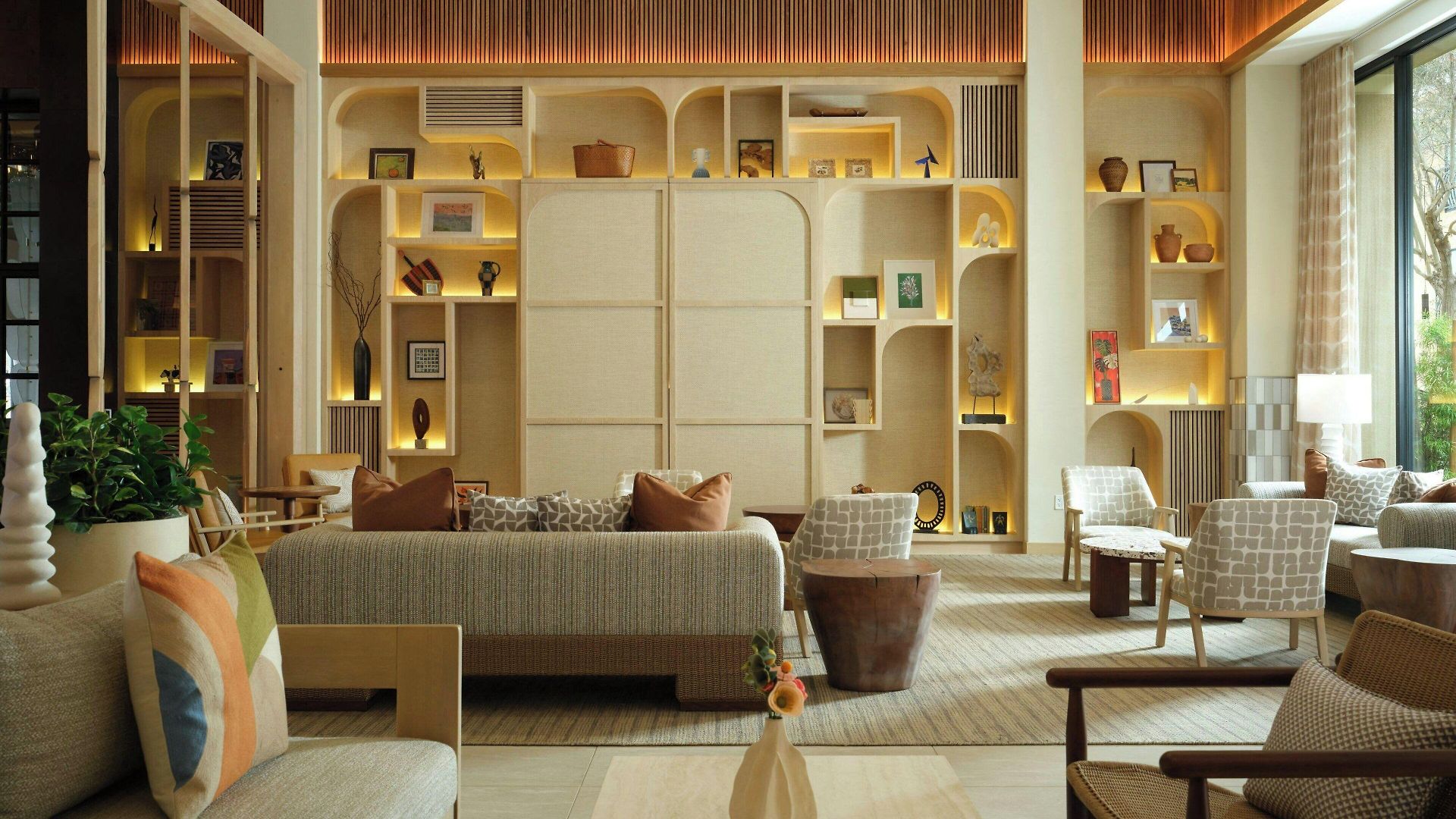 Solea, Autograph Collection