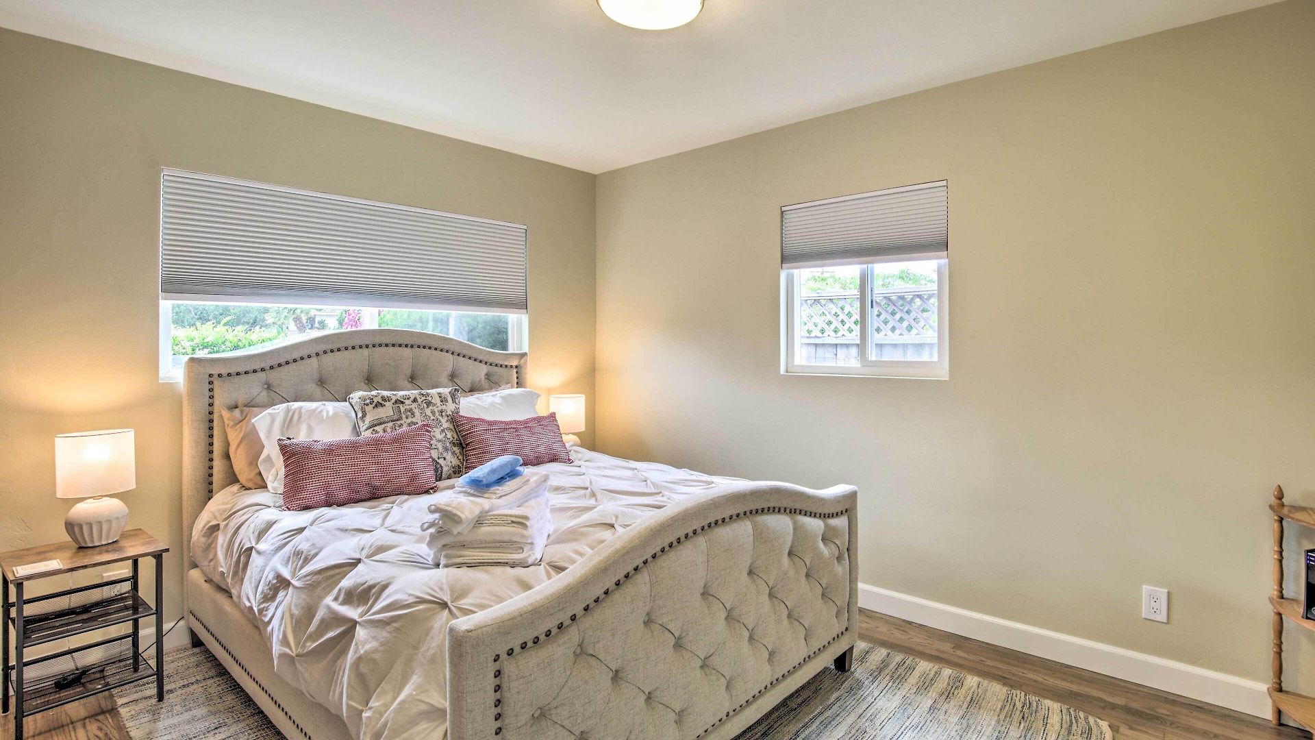 Coastal Home: 1 Mi To & Downtown *
