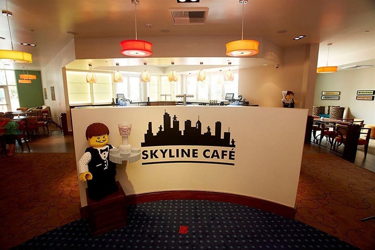 Resort Legoland California And Castle