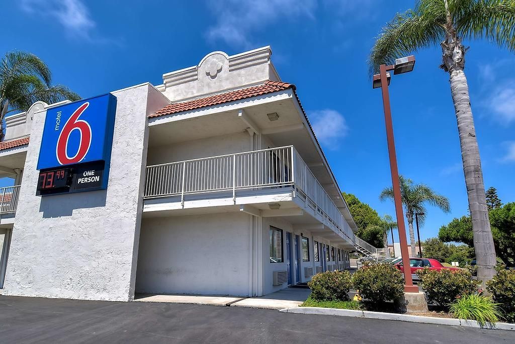 Hotel 6-carlsbad, Ca - East Near Legoland Carlsbad