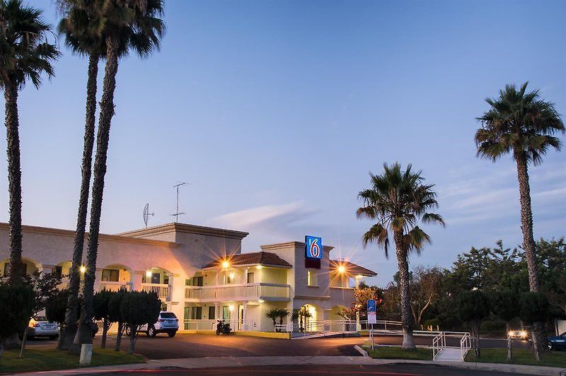 6-carlsbad, Ca Carlsbad