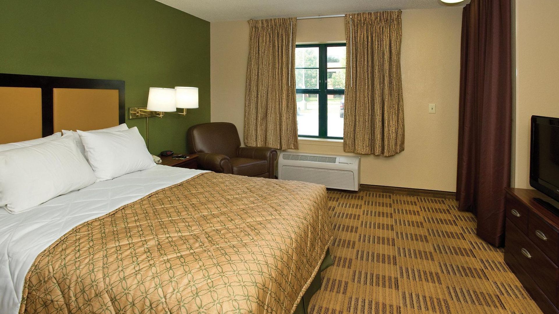 Extended America - San Diego - Village By The Sea 2*