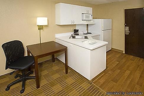 Extended America - San Diego - Village By The Sea Hotel 2*